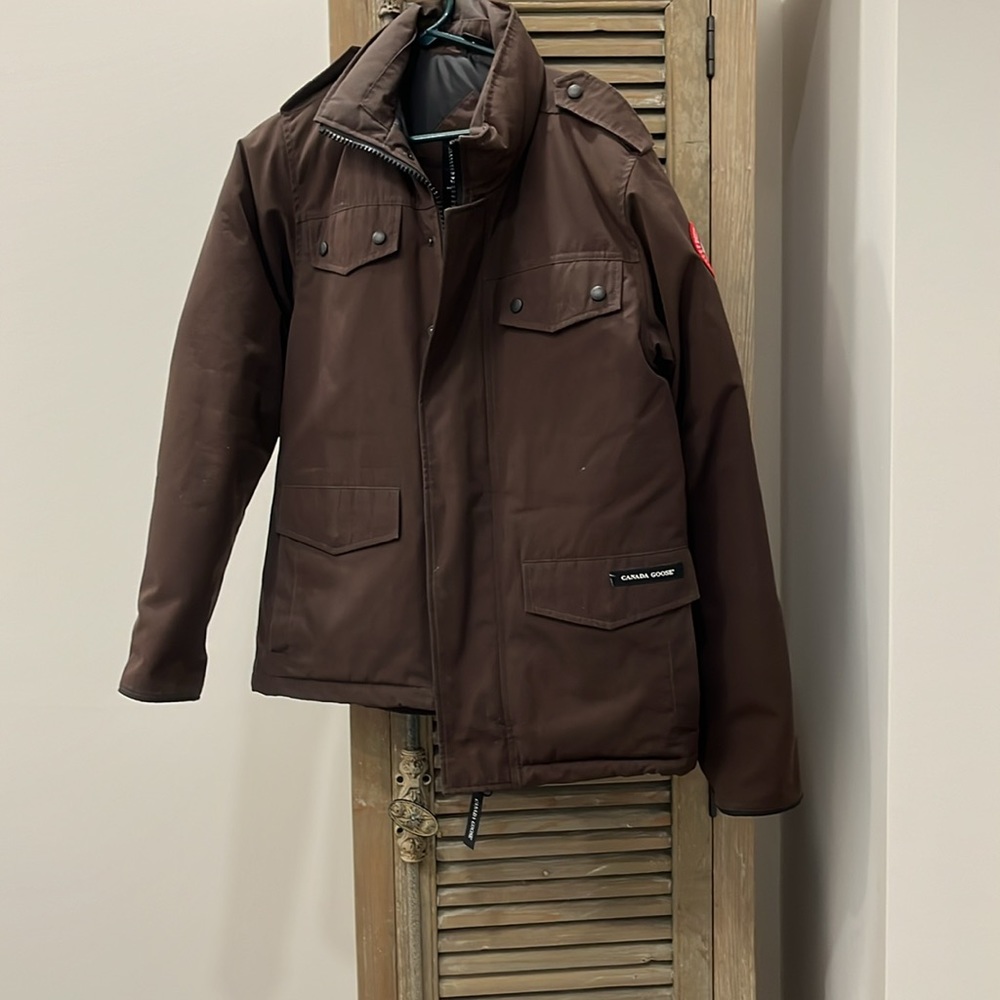 Canada Goose Jacket - Picture 6 of 7